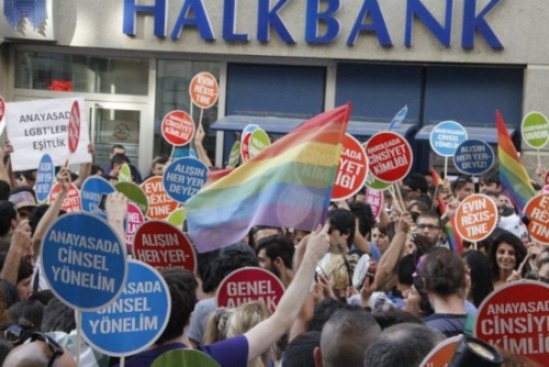 Haber | LGBTLer Anayasal Eitlik in Sivil Toplumdan Destek Bekliyor