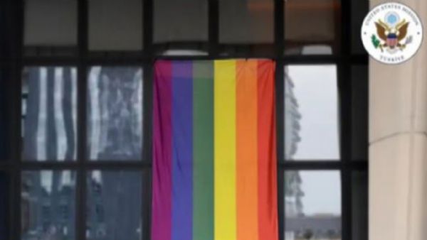Haber | ABD Ankara Bykelilii binasna LGBT bayra asld